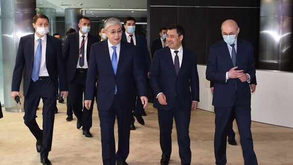 Президенты Казахстана и Кыргызстана посетили Международный финансовый центр Астана - Sputnik Казахстан