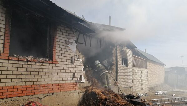 Последствия взрыва газового баллона в частном доме в Кызылординской области - Sputnik Казахстан