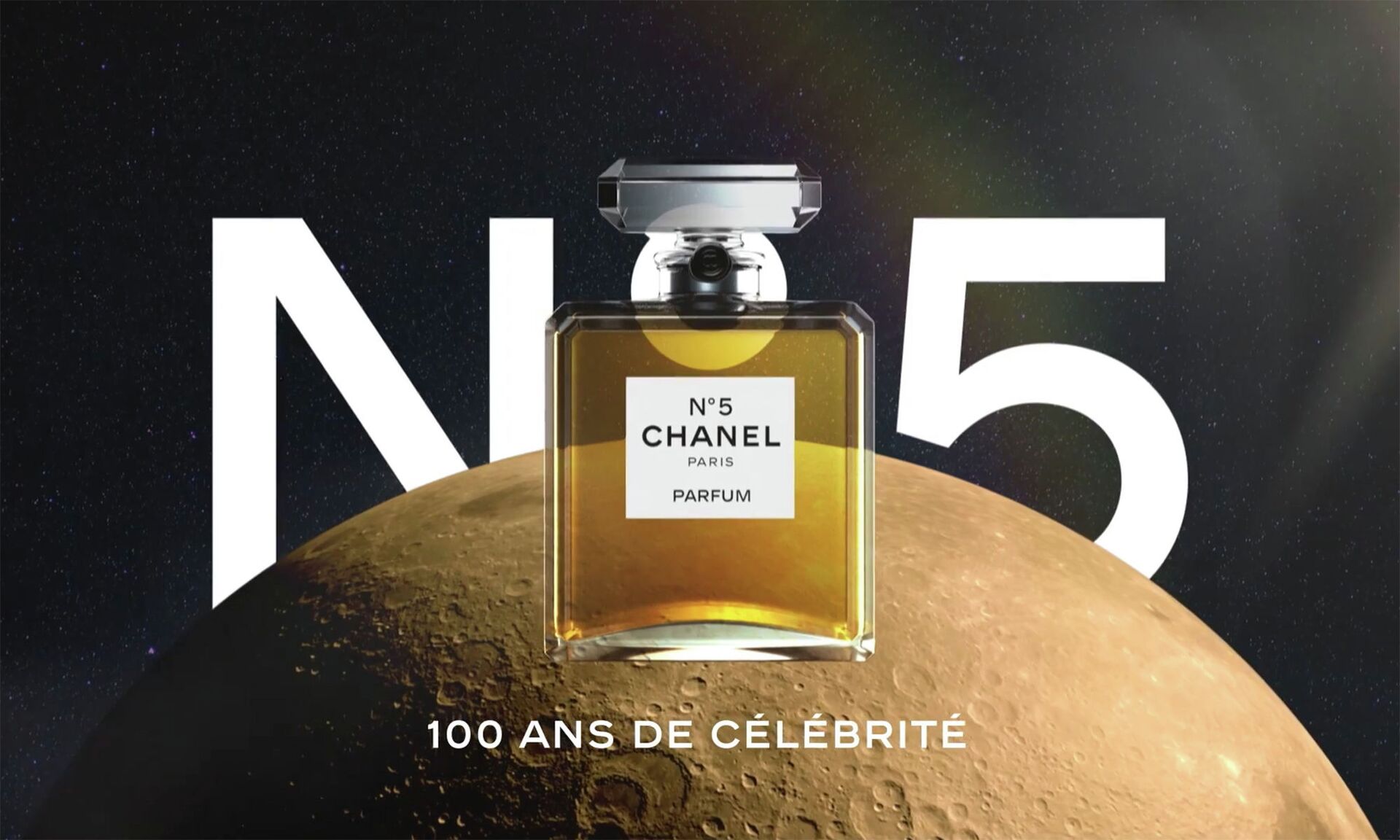 Chanel выпустили ролик к столетию культового аромата. Смотрим - Sputnik Казахстан, 1920, 04.05.2024