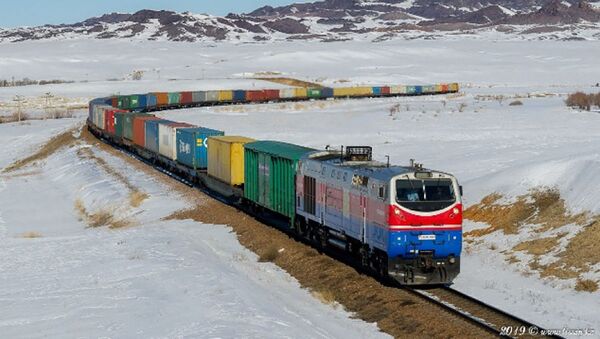 Транзитные контейнерные перевозки - Sputnik Казахстан
