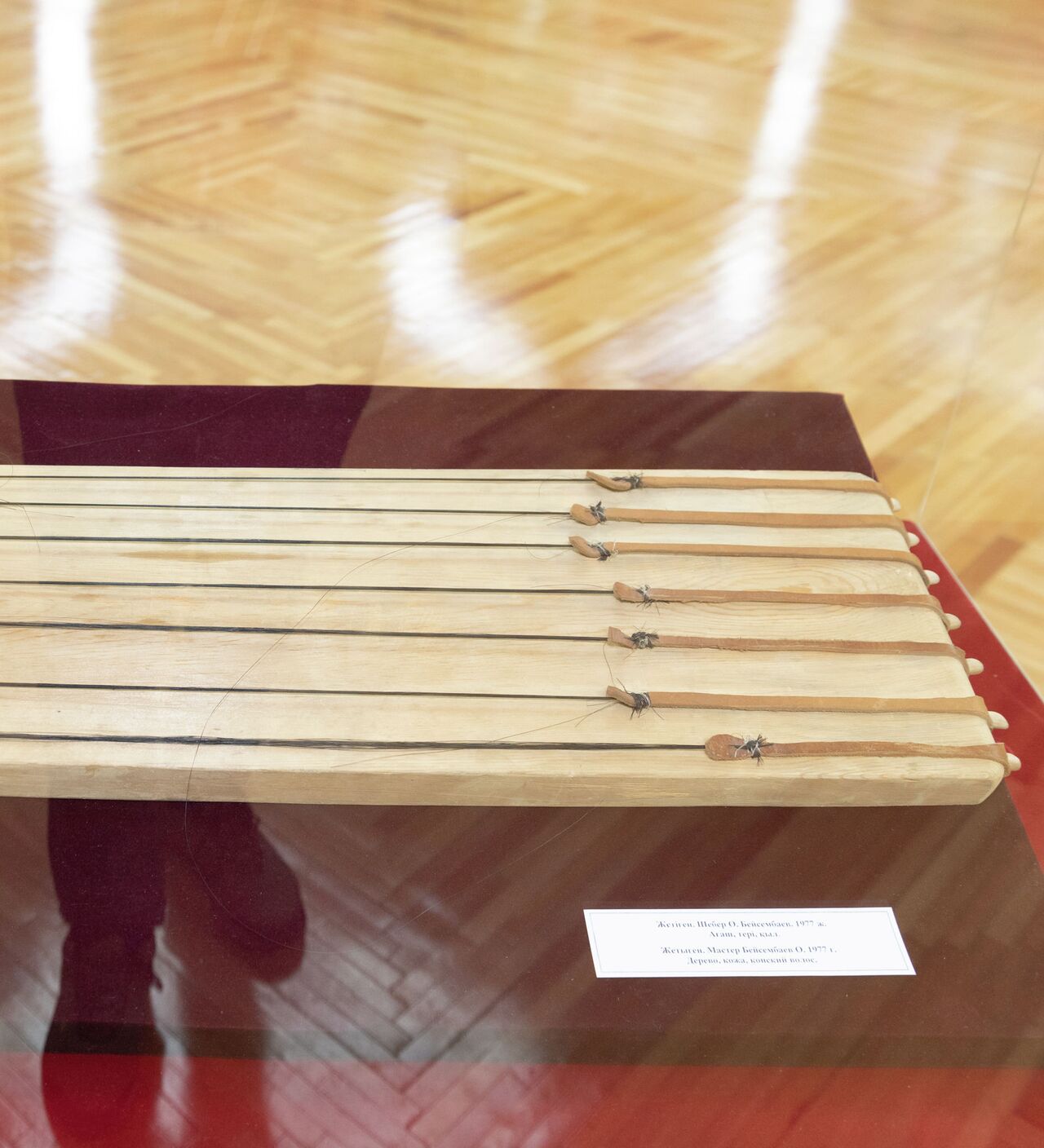 Жалаңаш қыздардың беттері