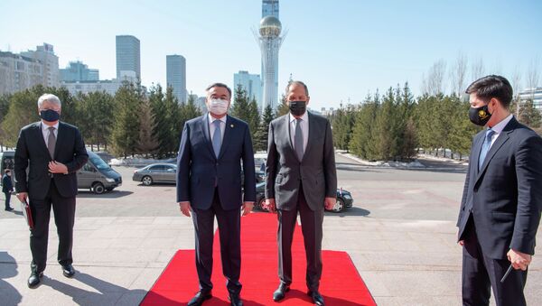 Министр иностранных дел Казахстана Мухтар Тлеуберди встретился с российским коллегой Сергеем Лавровым - Sputnik Казахстан