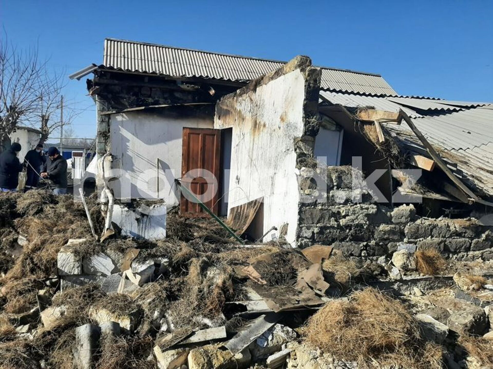 Из-за взрыва неизвестного вещества обрушился дом в Актюбинской области - Sputnik Казахстан, 1920, 11.04.2021
