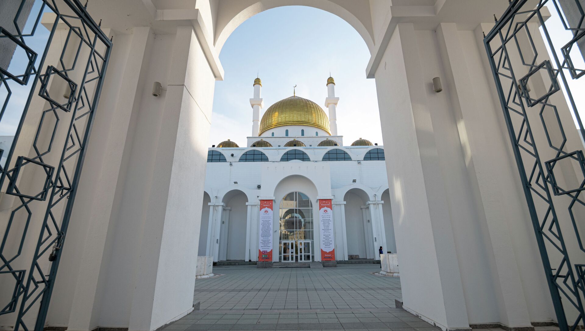 Мечеть Нур-Астана  - Sputnik Қазақстан, 1920, 07.09.2021