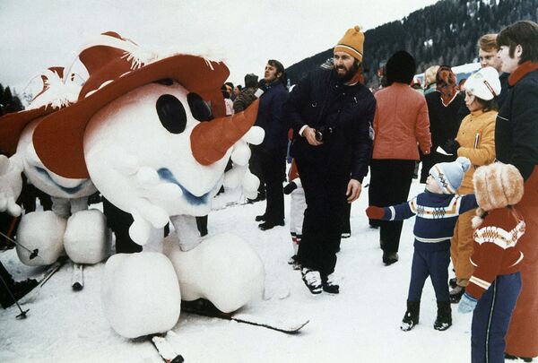 Талисман Зимних Олимпийских игр-1976 в Инсбруке, Австрия  - Sputnik Казахстан