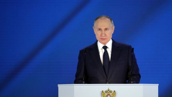 Президент России Владимир Путин выступает с ежегодным посланием Федеральному Собранию - Sputnik Казахстан