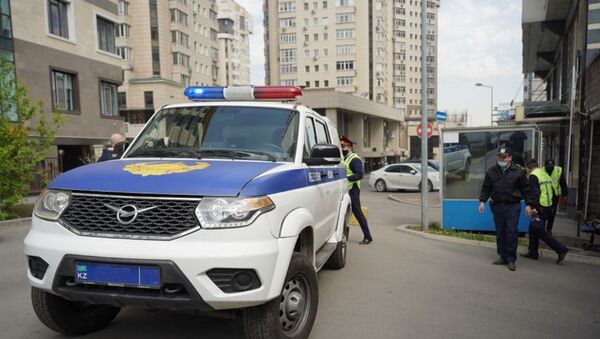 Полиция продолжает работать в ЖК Бухар Жырау - Sputnik Қазақстан