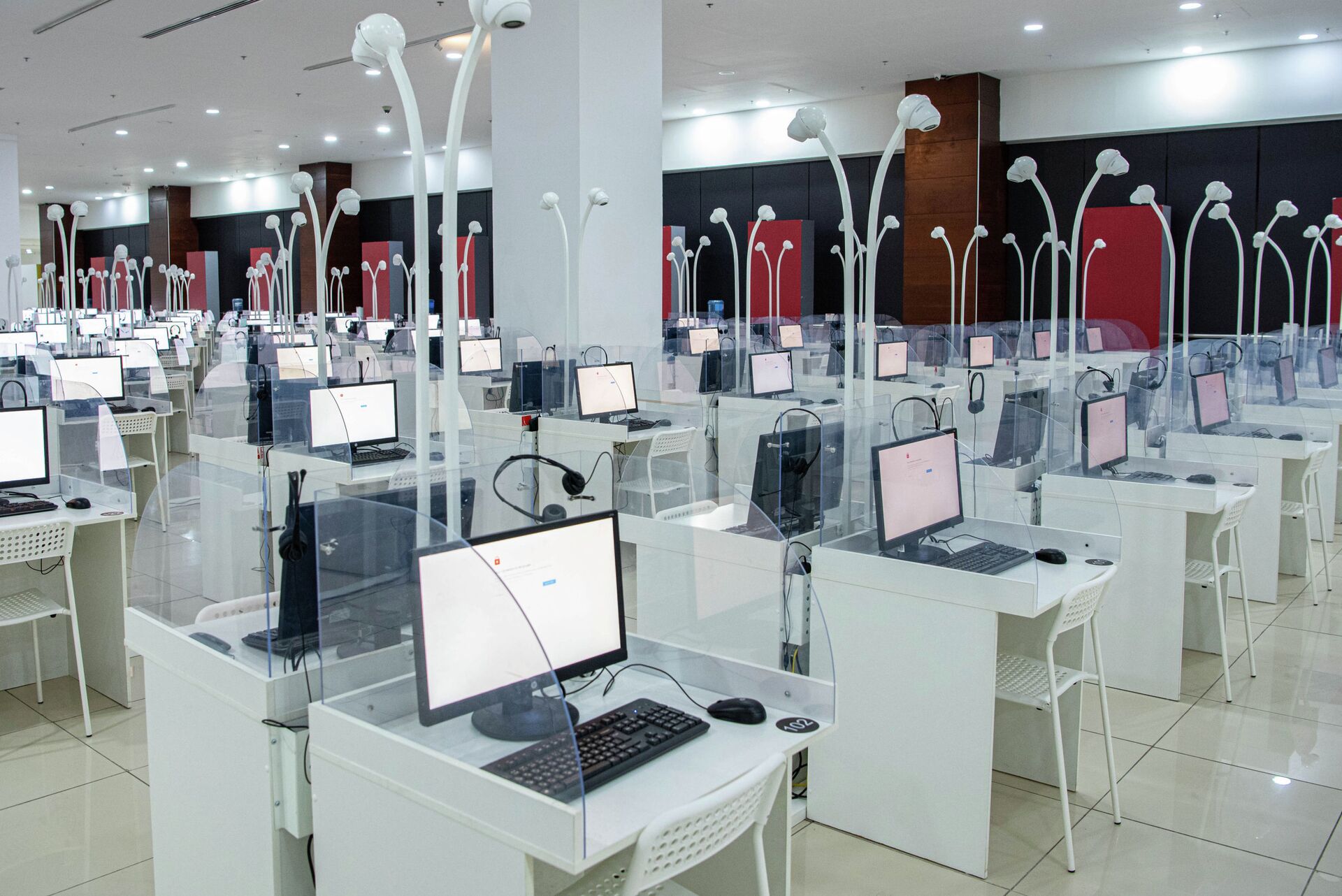 ҰБТ-2021: Жаңа жүйе көшіруге мүмкіндік бермейді ҰБТ-2021: Жаңа жүйе көшіруге мүмкіндік бермейді - Sputnik Қазақстан, 1920, 05.05.2021