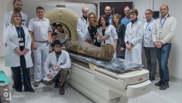 Радиологическая экспертиза древней мумии, которая была обнаружена в королевских гробницах в Верхнем Египте, доказала, что это тело беременной женщины - Sputnik Қазақстан