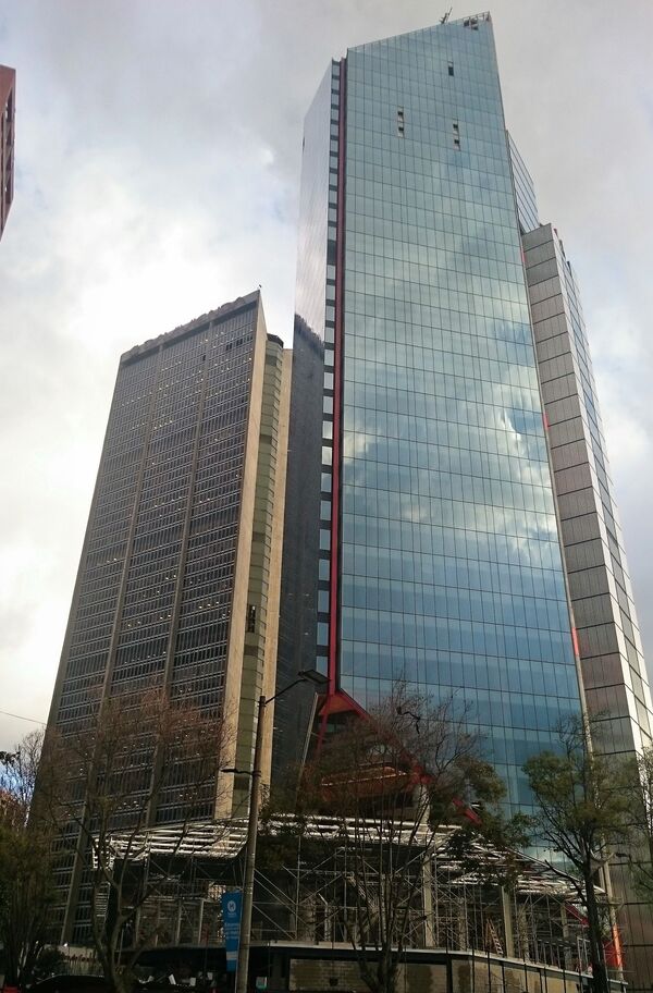 Здание Atrio North Tower в центре Боготы, Колумбия  - Sputnik Қазақстан