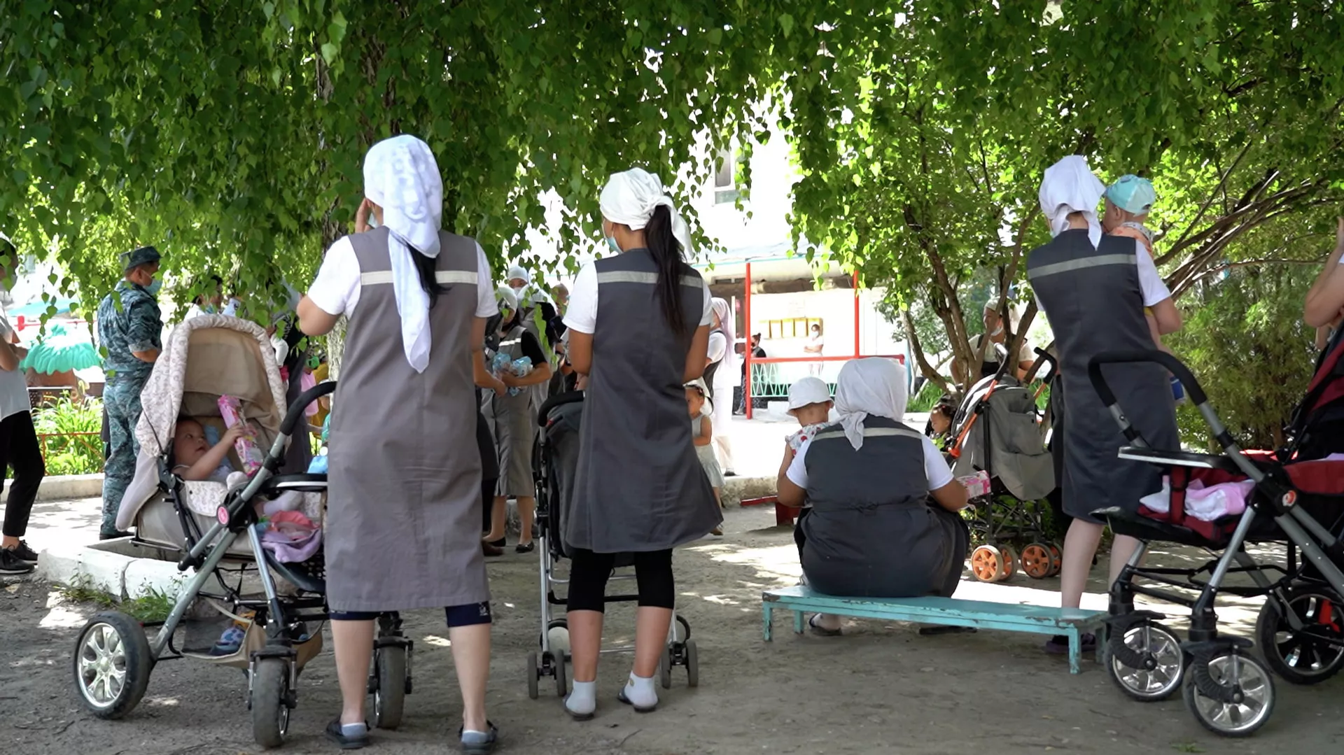 Өзгенің баласы деген түсінік жоқ: Жауғашты түрмесінде өсіп жатқан сәбилердің тағдыры  - Sputnik Қазақстан, 1920, 01.06.2021