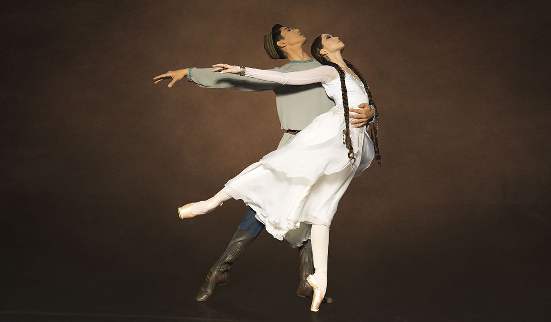 На сцене Астана Балет прошла премьера поэмы о любви о Козы Корпеше и Баян Сулу - Sputnik Казахстан, 1920, 05.07.2021