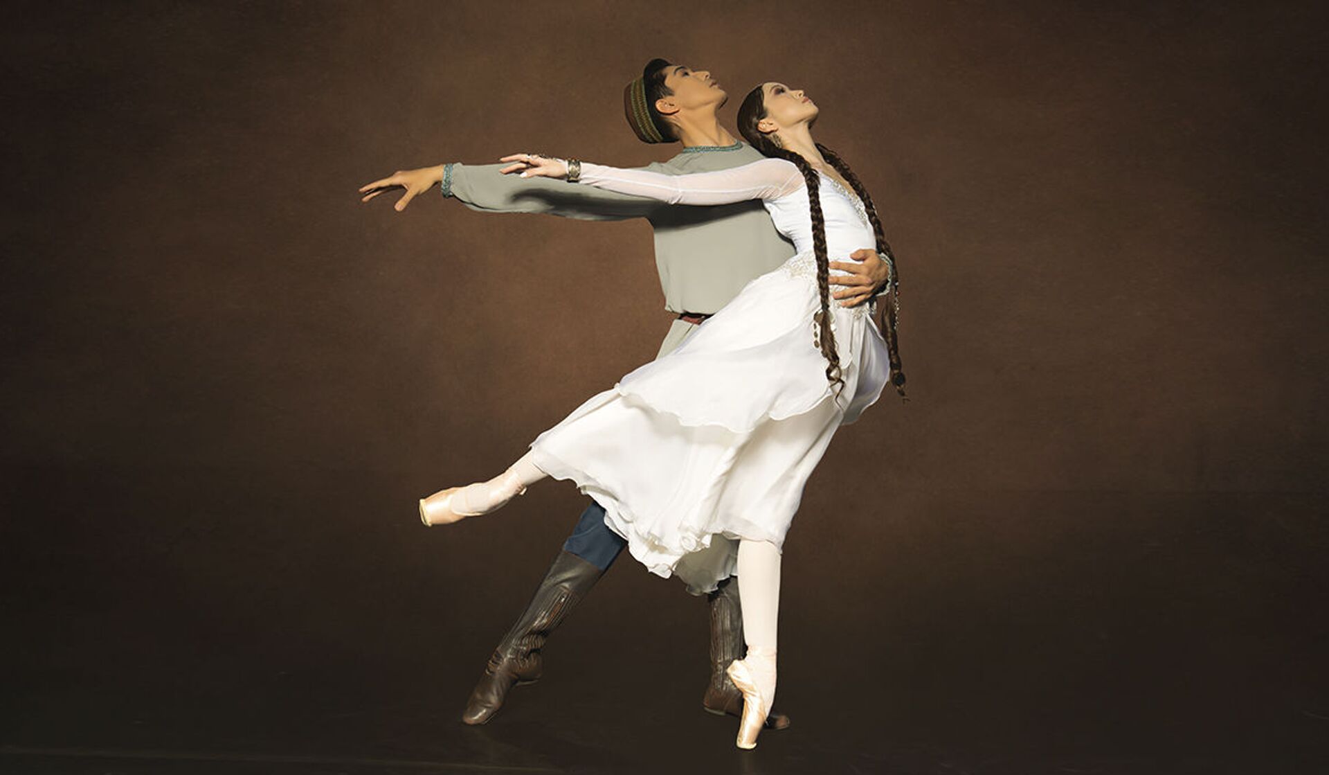 На сцене Астана Балет прошла премьера поэмы о любви о Козы Корпеше и Баян Сулу - Sputnik Казахстан, 1920, 05.07.2021