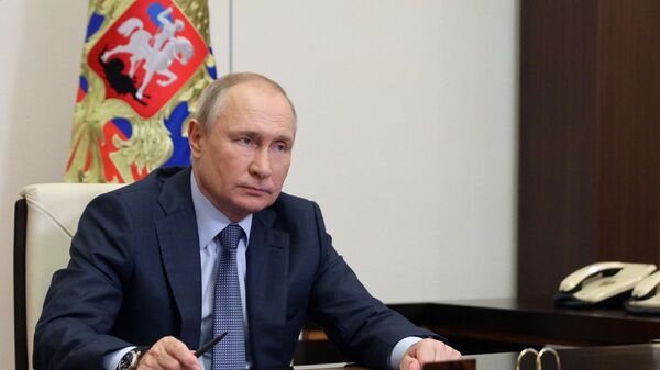 Президент РФ В. Путин встретился с представителями социальных организаций - Sputnik Қазақстан