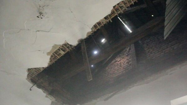 Потолок обрушился в общежитии Усть-Каменогорска - Sputnik Қазақстан