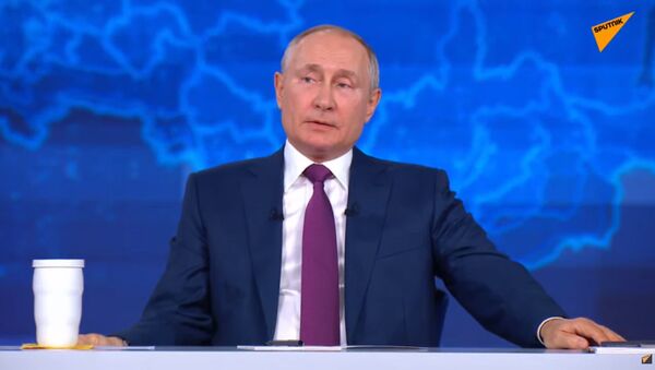 Прямая линия с Владимиром Путиным - трансляция  - Sputnik Қазақстан