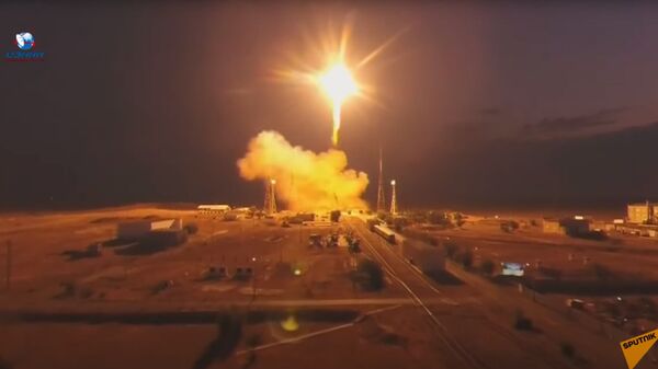 Запуск Прогресса МС-17 с космодрома Байконур - как это было? - видео - Sputnik Қазақстан