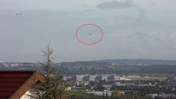 НЛО над аэропортом Штутгарта, Германия - Sputnik Қазақстан