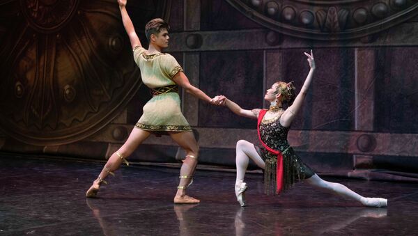 Спартак считается одной из сложнейших балетных постановок, как для оркестра, так и для артистов балета - Sputnik Казахстан