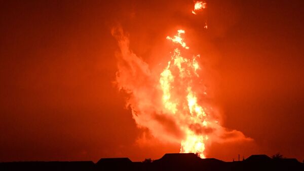 Взрыв и пожар, архивное фото - Sputnik Казахстан
