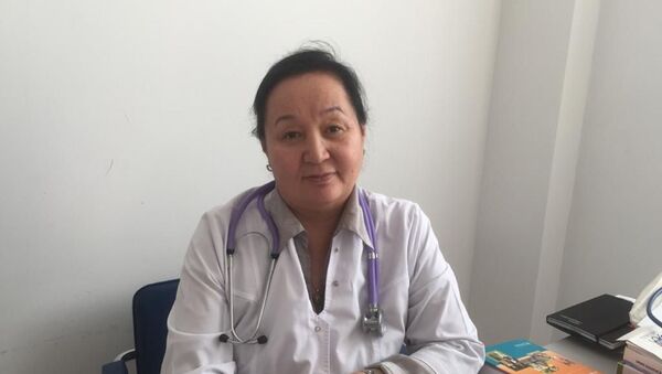 Сколько детей в Казахстане заболело коронавирусом - интервью с педиатром  - Sputnik Казахстан