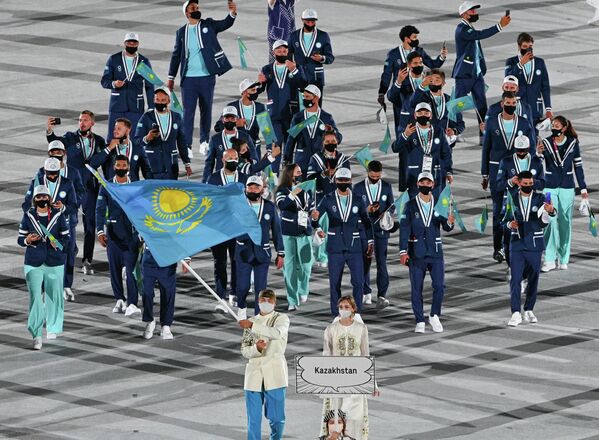 Сборная Казахстана на Олимпийском стадионе в Токио - Sputnik Казахстан
