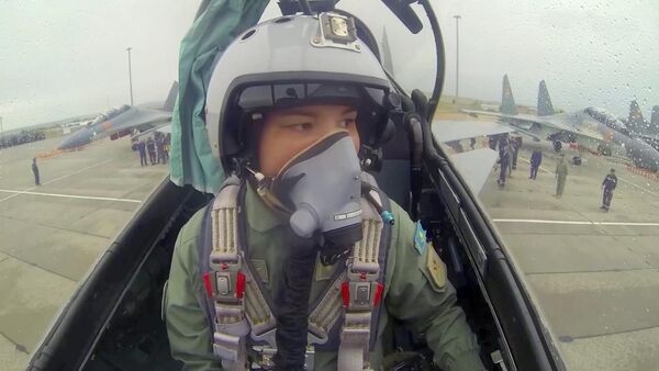 Ардана Ботай, единственная летчица-истребитель в Казахстане - Sputnik Казахстан
