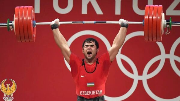 Олимпийский чемпион по тяжелой атлетике из Узбекистана Акбар Джураев - Sputnik Казахстан