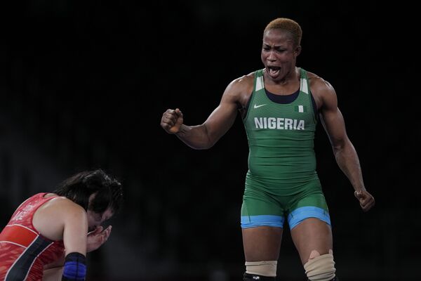 Blessing Oborududu из Нигерии после победы над представительницей Монголии на Олимпиаде-2020 в Токио  - Sputnik Казахстан