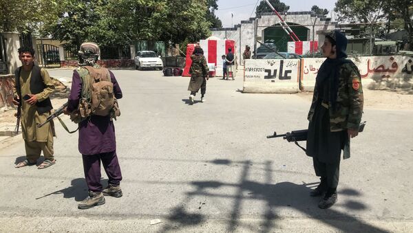 Силы Талибана охраняют Кабул, Афганистан, 16 августа 2021 года - Sputnik Казахстан