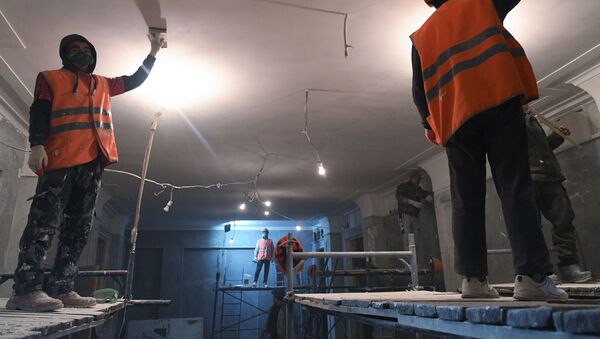 Реставрация потолка, архивное фото - Sputnik Казахстан