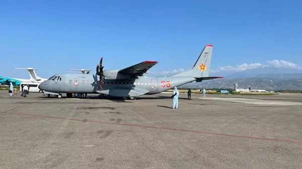 Военно-транспортный самолет  - Sputnik Казахстан