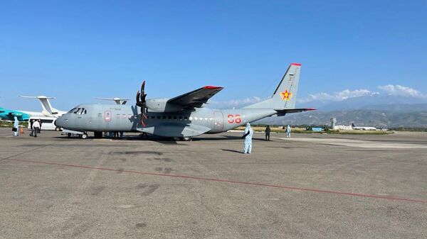 Военно-транспортный самолет  - Sputnik Казахстан