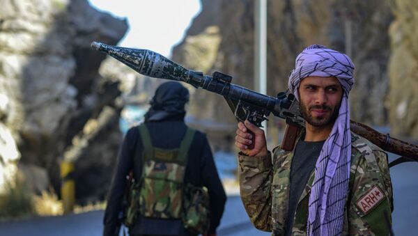 Боец сил афганского сопротивления в Панджшере  - Sputnik Казахстан