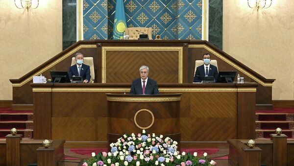 Касым-Жомарт Токаев на совместном заседании палат парламента - Sputnik Қазақстан