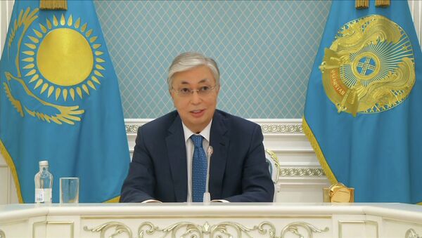 Токаеву задали неожиданный вопрос про узбеков – его ответ вызвал аплодисменты - видео - Sputnik Қазақстан