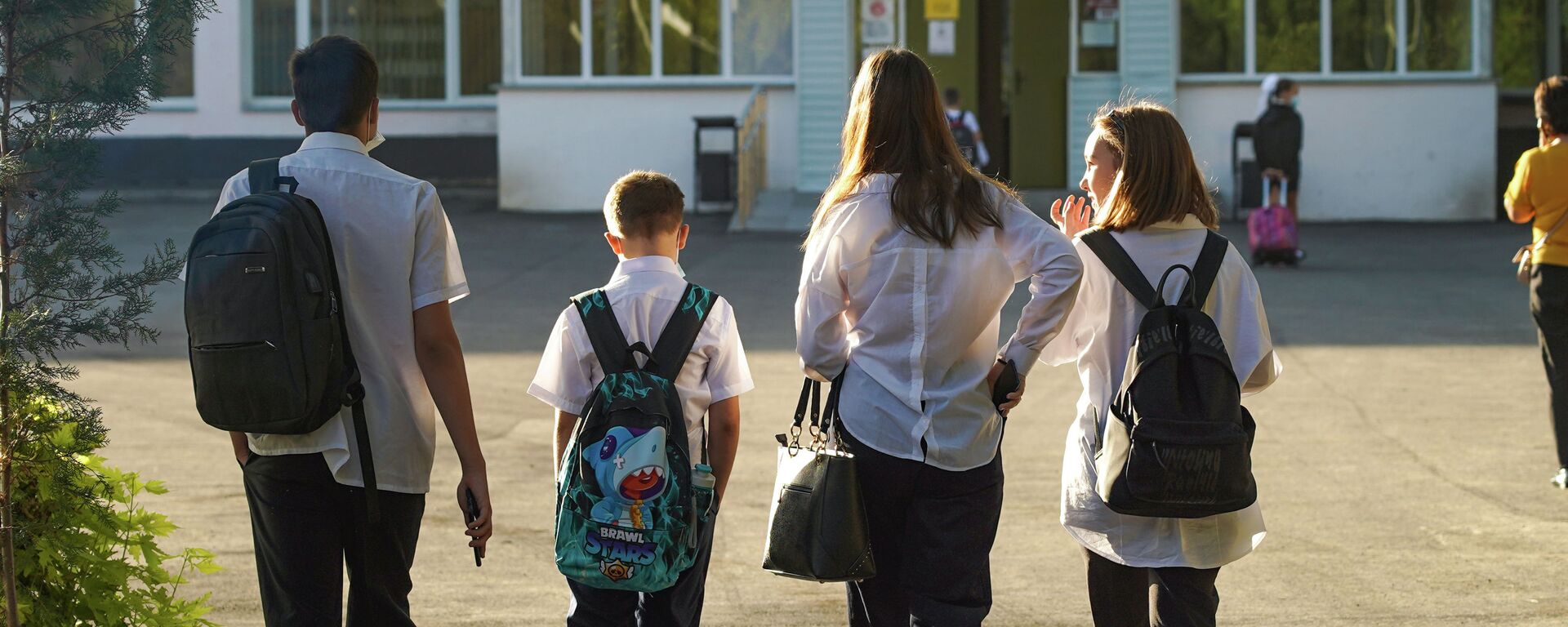 Жасанды интеллектіні жазбаша жұмыстарда қолданған оқушылар тексерілуі мүмкін - Sputnik Қазақстан, 1920, 08.09.2025