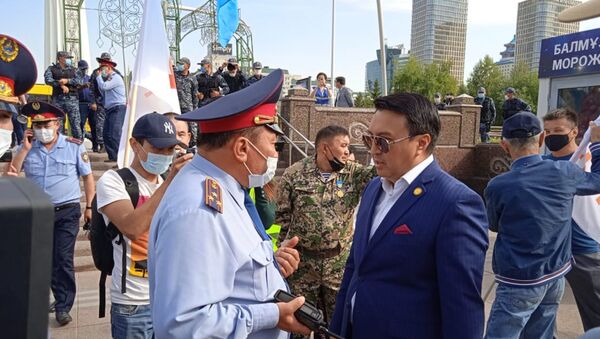 Митинг Ел тiрегi против вакцинации - Sputnik Казахстан