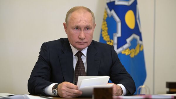 Президент РФ Владимир Путин по видеосвязи принял участие в заседании лидеров ОДКБ - Sputnik Казахстан