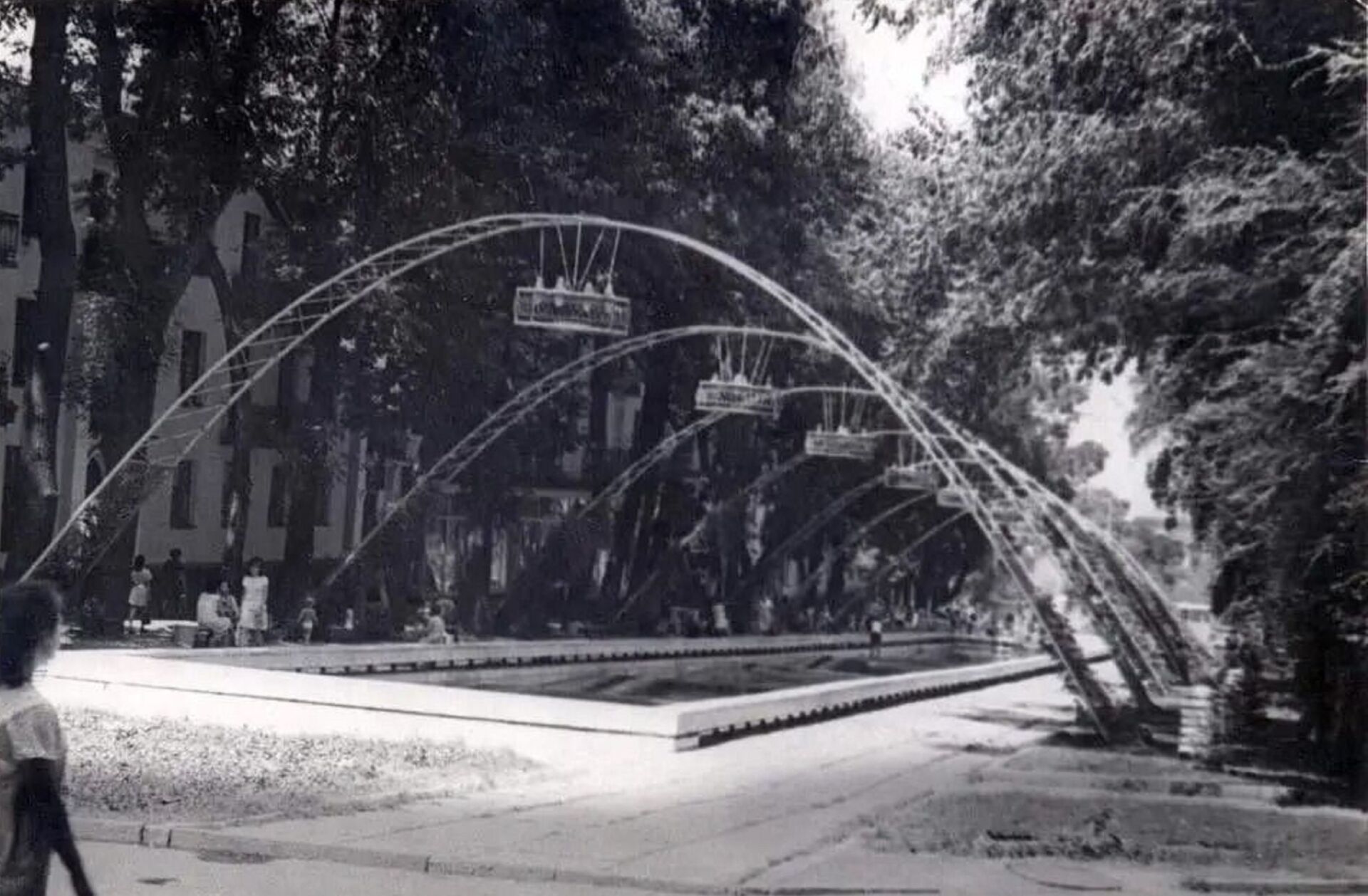 Как выглядит алматинский фонтан Неделька после ремонта – фотофакт - Sputnik Казахстан, 1920, 16.09.2021