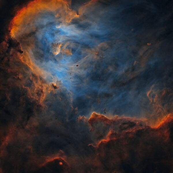 Снимок Clouds in IC 2944 румынского фотографа Bogdan Borz, занявший второе место в категории Stars and Nebulae конкурса Royal Observatory’s Astronomy Photographer of the Year 13 - Sputnik Казахстан