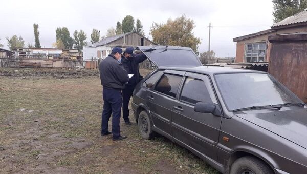 Подросток спал в машине - Sputnik Казахстан