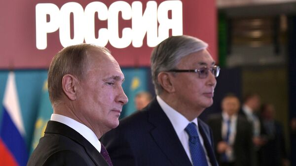  Президент РФ Владимир Путин и президент Казахстана Касым-Жомарт Токаев, архивное фото - Sputnik Казахстан