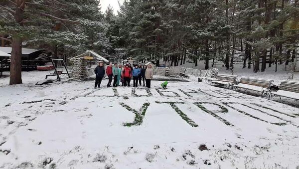 Снег выпал в Каркаралинске - Sputnik Казахстан