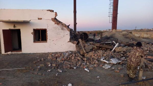 В поселке Тасарык на  территорий средней школы №238 произошел взрыв отопительного котла - Sputnik Казахстан