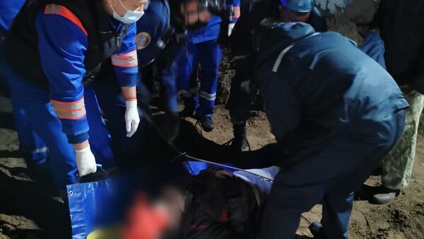 Мальчик провалился в яму в Павлодаре - Sputnik Казахстан