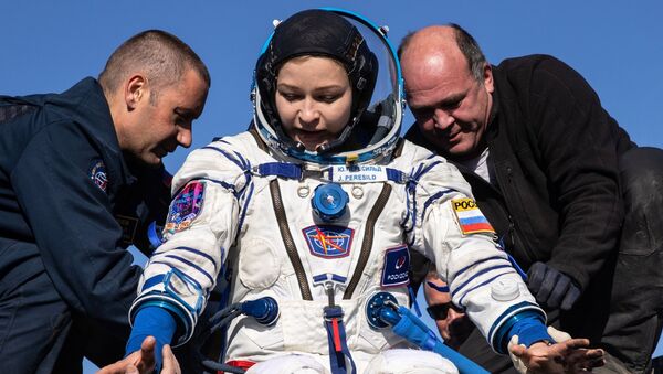 Юлия Пересильд после посадки  - Sputnik Казахстан