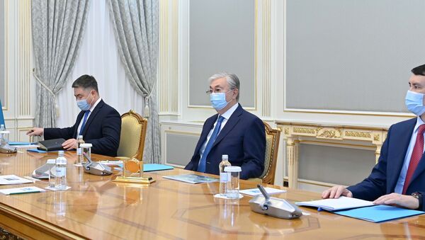 Токаев принял председателя правления Евразийского банка развития Николая Подгузова - Sputnik Казахстан