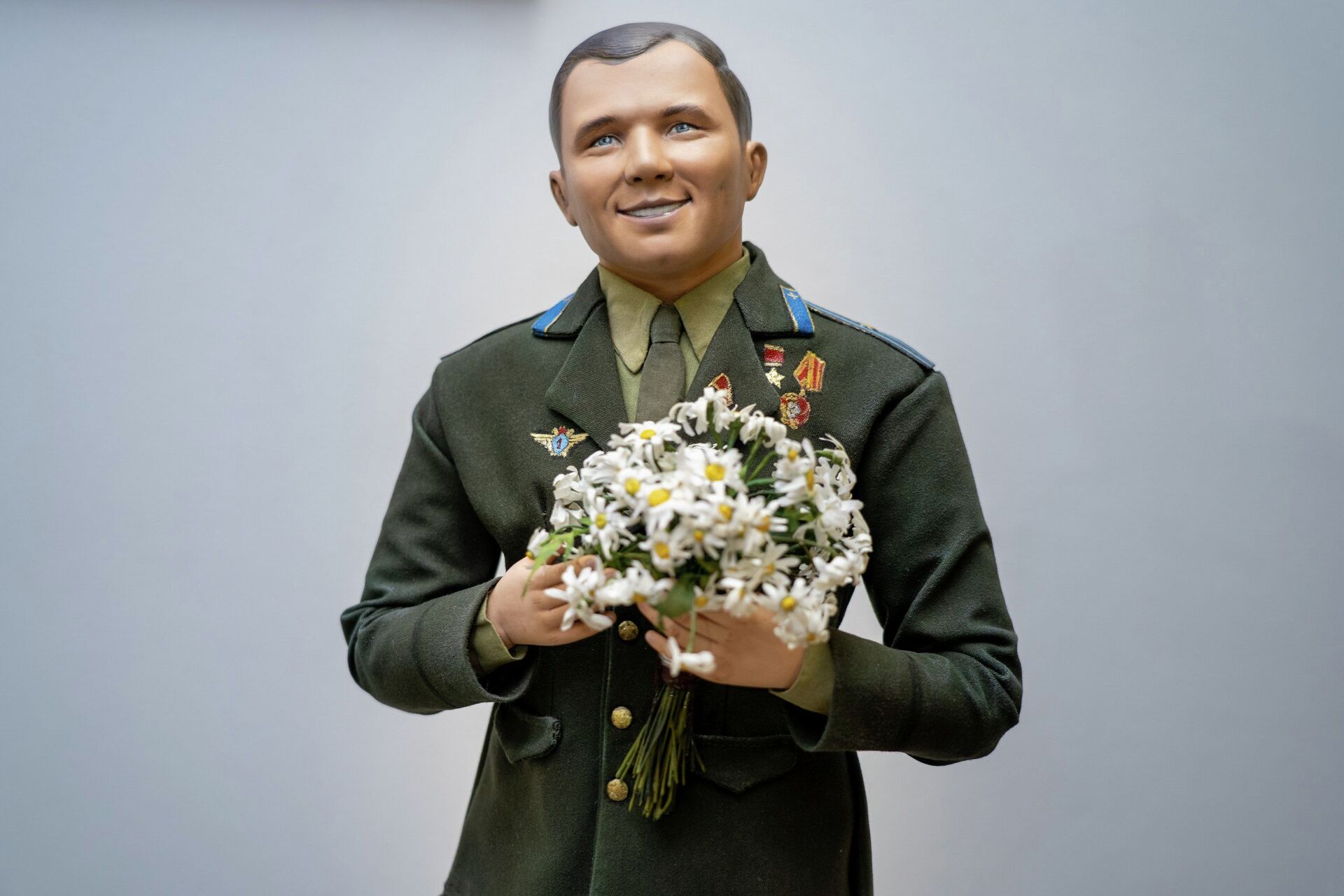 Гагарин снова полетит в космос: кукла Юра из Казахстана станет талисманом МКС - Sputnik Казахстан, 1920, 05.11.2021