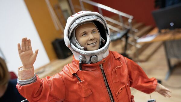 Официальной куклой экспозиции 2021 года стала работа из проекта Гагарин. Первый в космосе мастера из Кокшетау Анастасии Елисеевой - Sputnik Казахстан